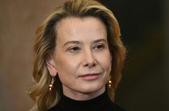 50-летняя Юлия Высоцкая показала себя без макияжа и укладки: фото