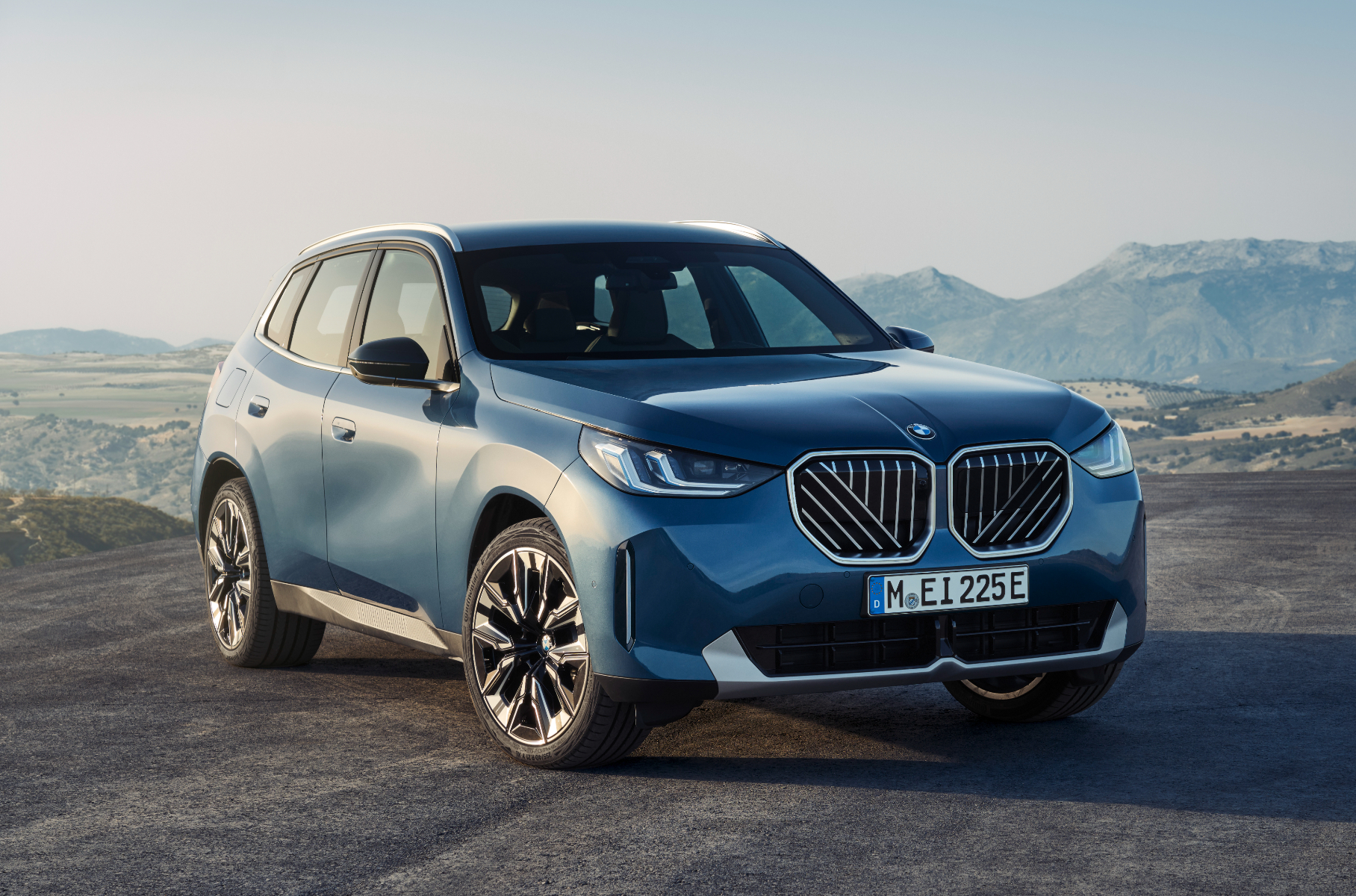 Новый BMW X3 (G45) представлен официально