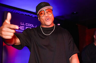 Рэпер LL Cool J выпустит первый за 11 лет альбом с Эминемом, Nas и другими