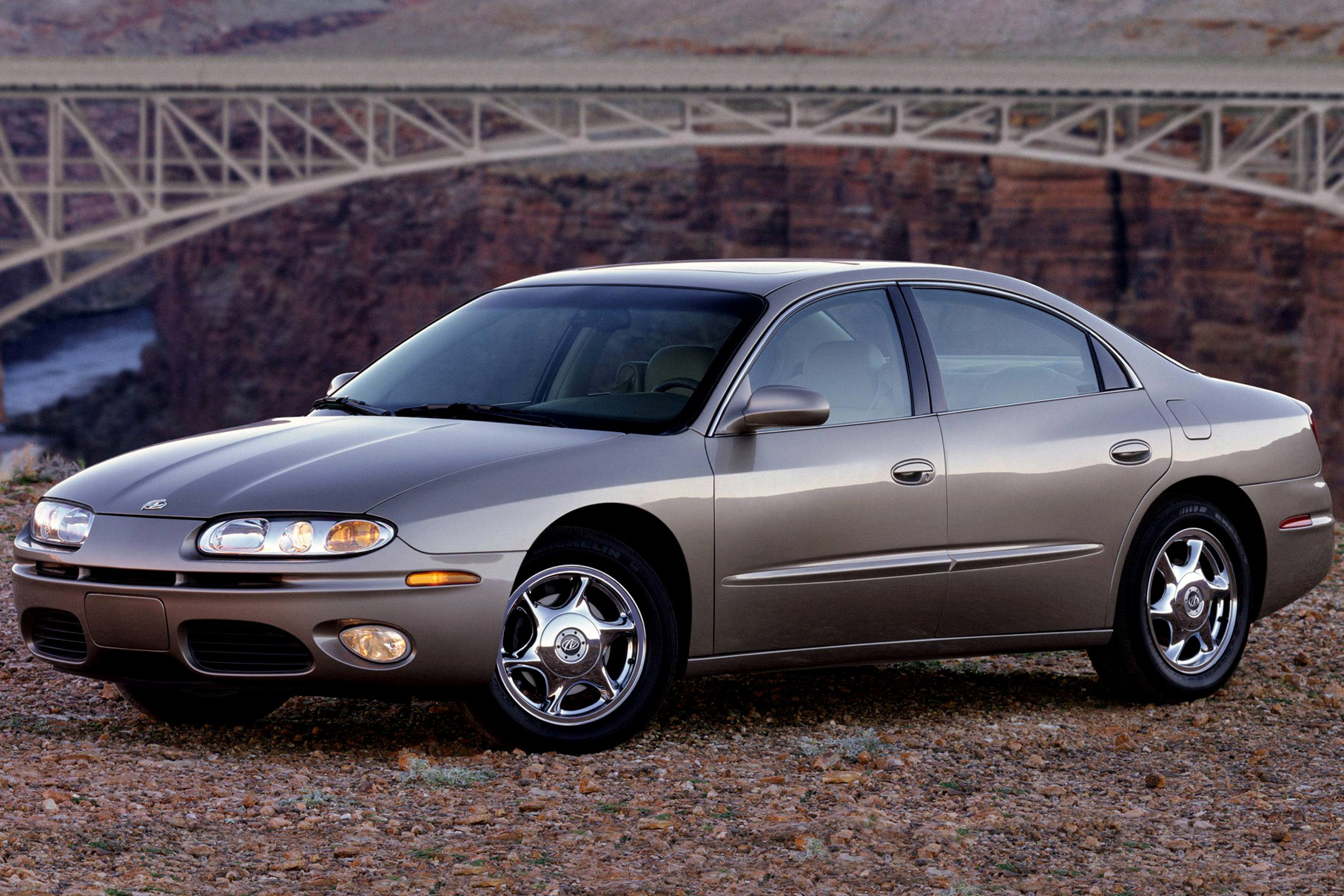 Oldsmobile Aurora отмечает очередной юбилей