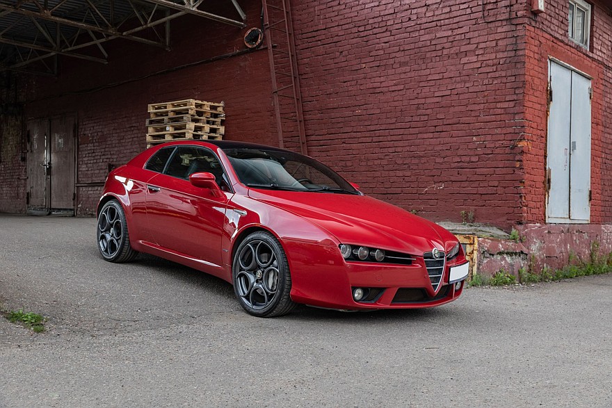 Изучаем опыт владения Alfa Romeo Brera