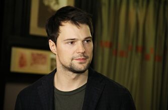 Данила Козловский встретился с Макаревичем*, сравнившим россиян с фашистами